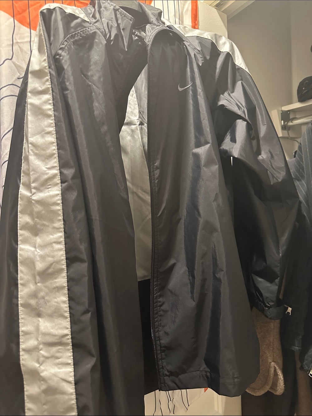 Nike Black Windbreaker Jacket with Gray Shoulder Panels